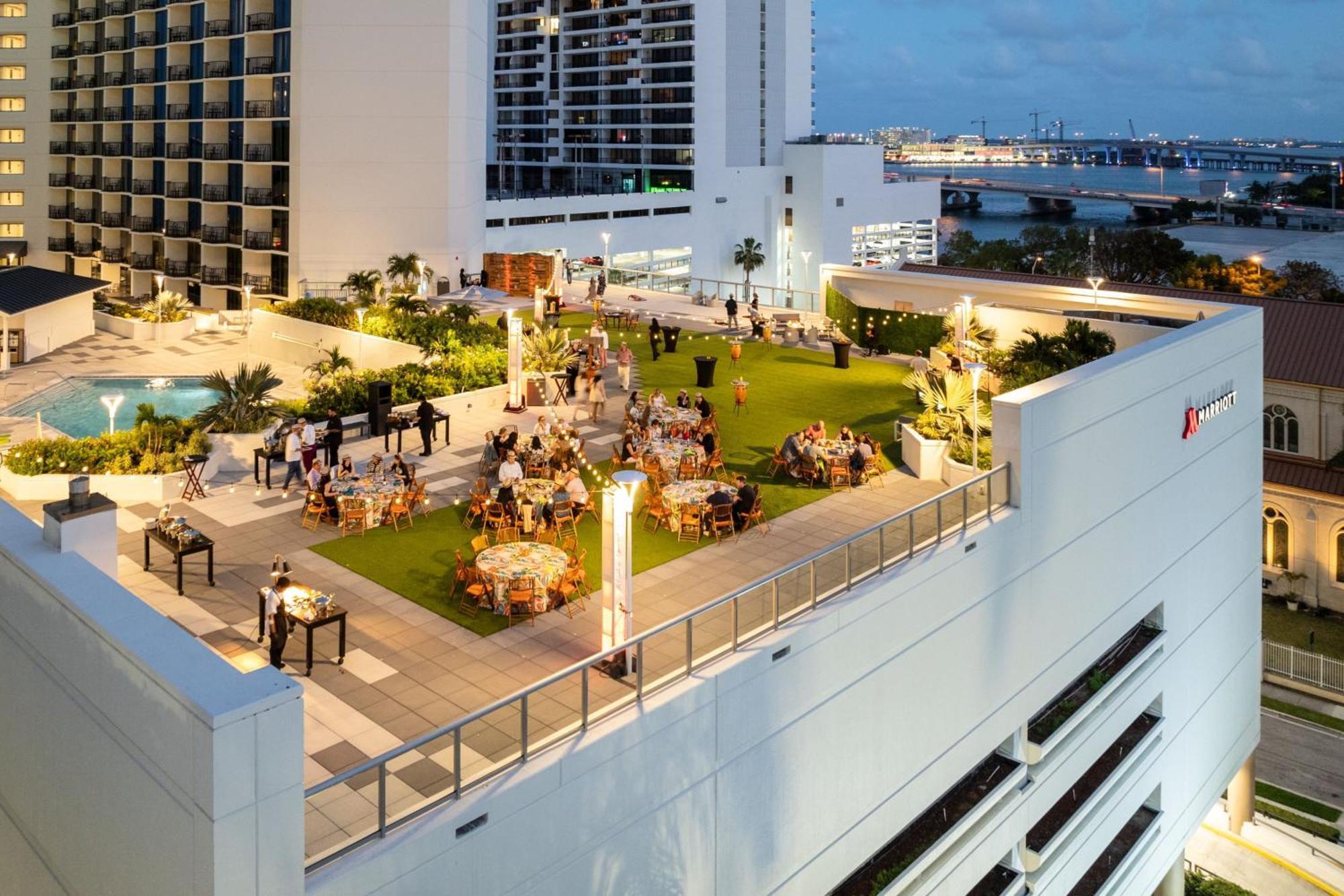Miami Marriott Biscayne Bay Hotel Exterior foto